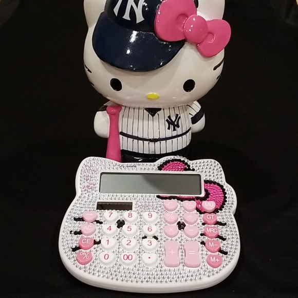 Hello Kitty Accessories - Hello Kitty Solar Electronic Calculator